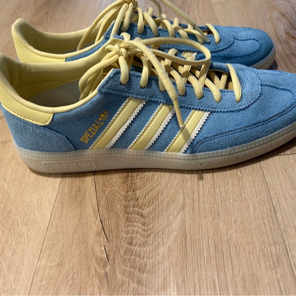 Adidas Handball Spezial Light Blue/Yellow with Yellow Laces Men’s 7.5/Womens 8.5 - Picture 7 of 14